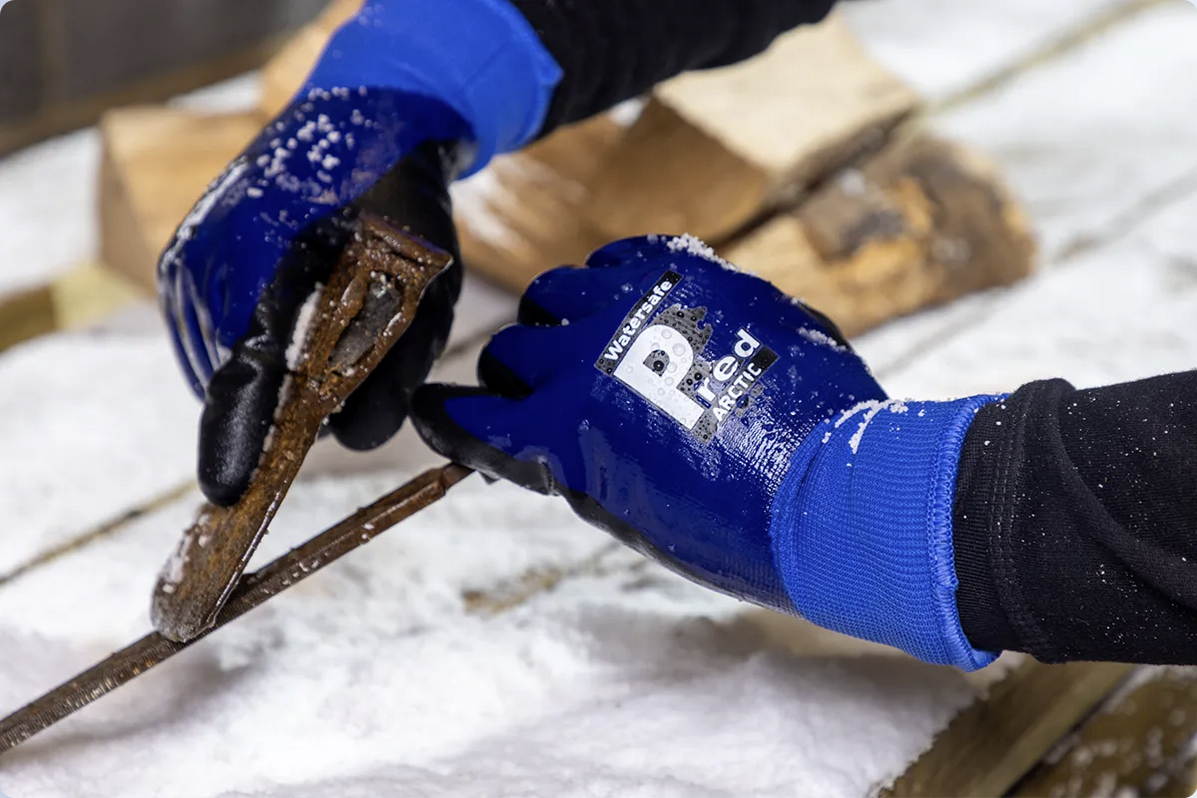 (1) Predator ARCTIC 13g Anti-Cold & Heat Resistant Specialist | Smooth Nitrile Coated Gloves