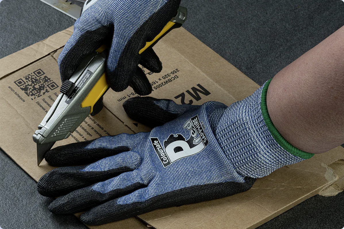 (1) Predator SAPPHIRE 13g Cut-Resistant & Durability Master | Polyurethane Coated Gloves