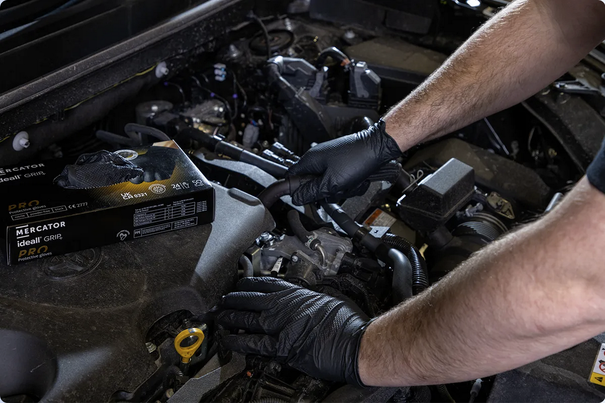 Mercator Ideall GRIP+ 5.2mil Heavy Duty | Black – Superior Protection & Advanced Grip Nitrile Gloves